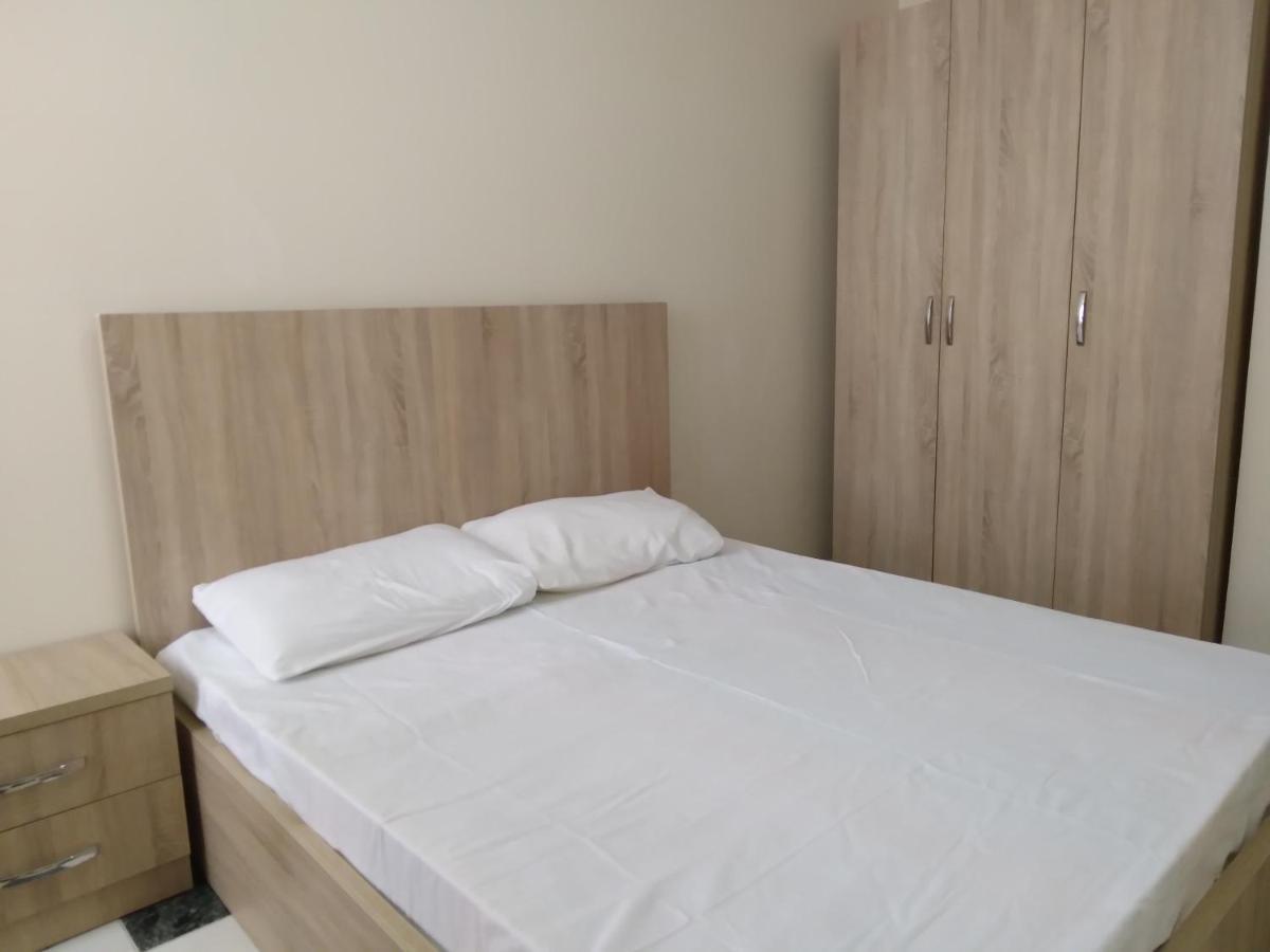 Bajovah Apartments & Restaurant Tirana Buitenkant foto