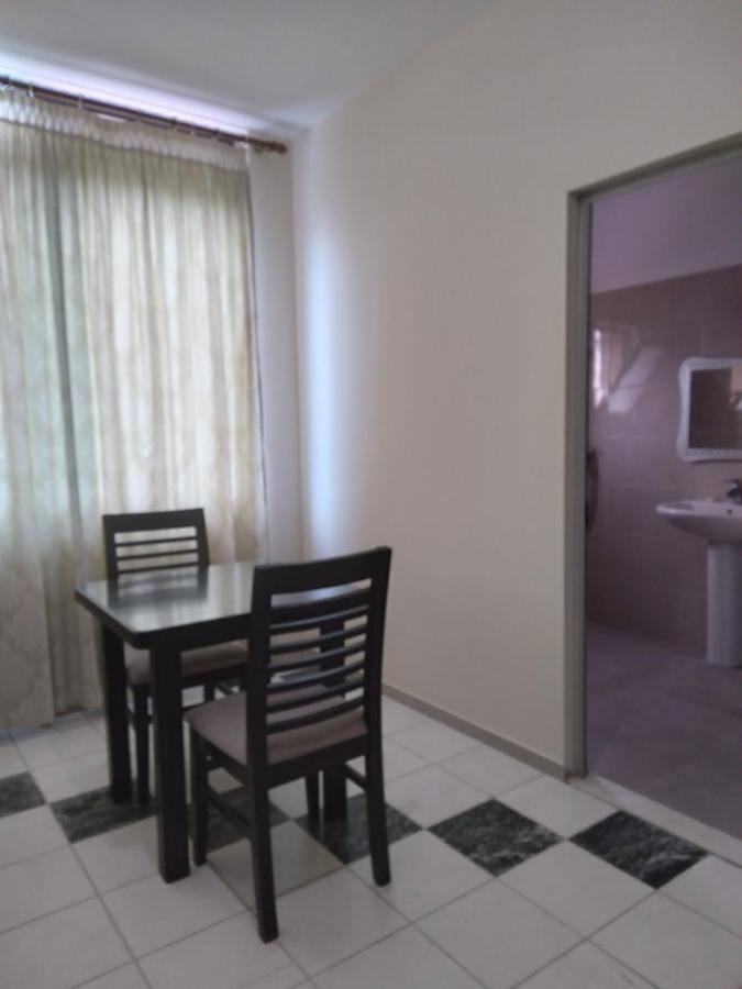 Bajovah Apartments & Restaurant Tirana Buitenkant foto