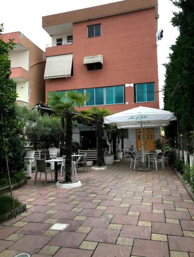 Bajovah Apartments & Restaurant Tirana Buitenkant foto