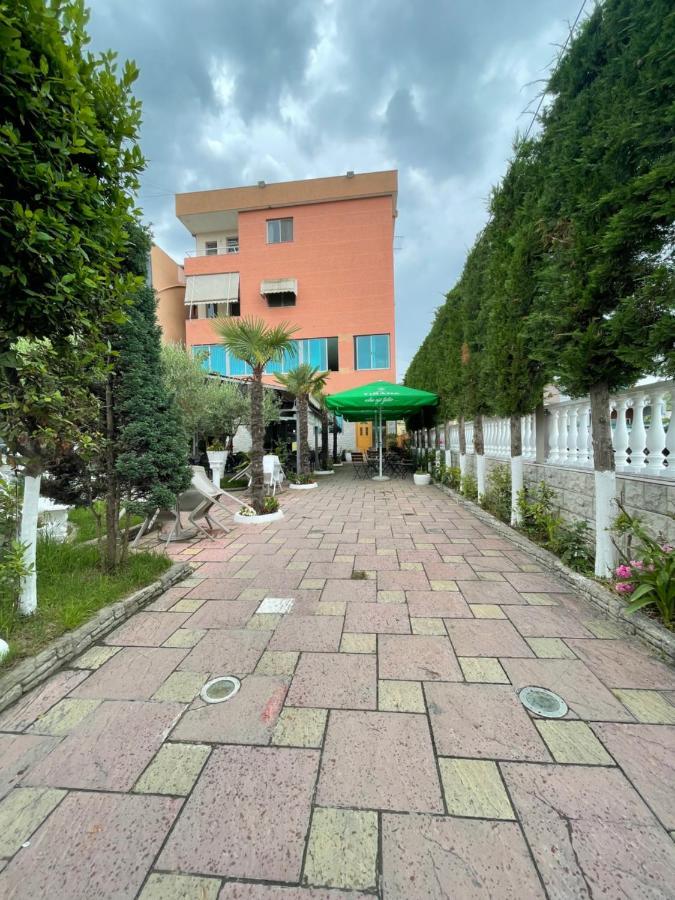 Bajovah Apartments & Restaurant Tirana Buitenkant foto